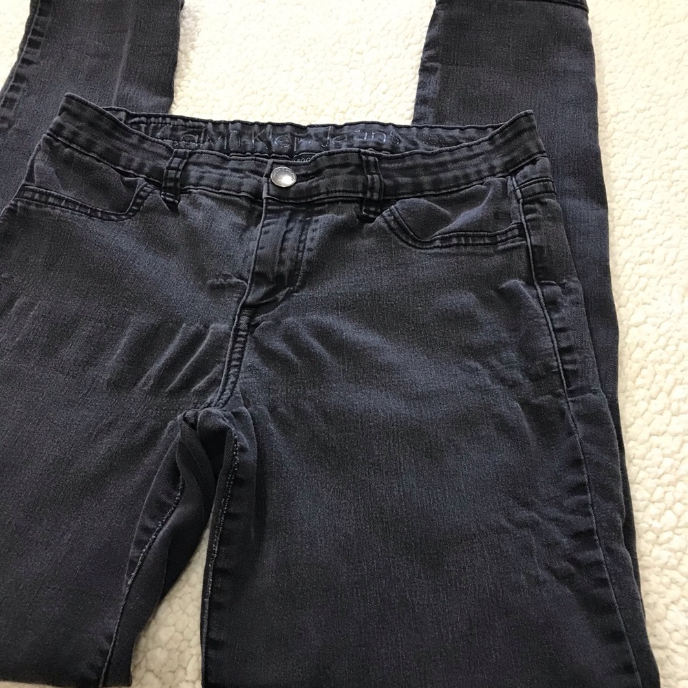 Calvin Klein CK Stretch Legging Denim Black Jeans
7 / 8 Medium
Extreme Puckering - Picture 9 of 12